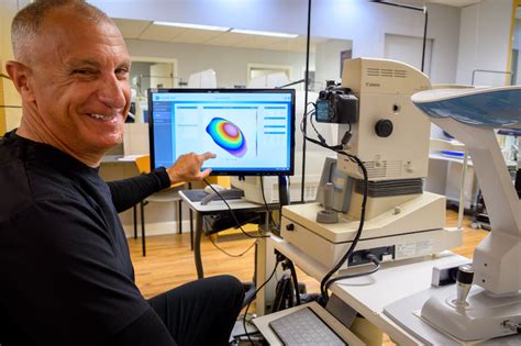 Eaglet Eye Technology For Keratoconus Dr Barry Leonard