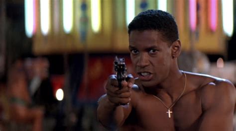 AusCAPS Denzel Washington Nude In Ricochet