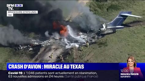 Tats Unis Un Avion S Crase Apr S Le D Collage Au Texas Les