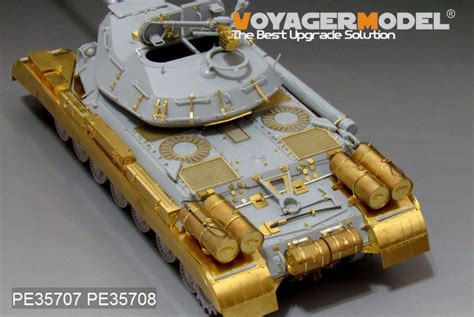 Voyager Model 35707 Russian JS 4 Object 245 Heavy Tank Basic