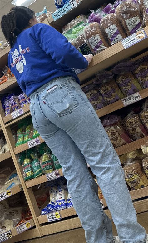 Worker With Nice Ass In Levis Bonus Babes In Jeans Tight Jeans Forum