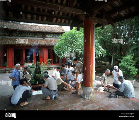 Ngoc son Temple, Hoan Kiem Lake, Hanoi, Vietnam Stock Photo - Alamy