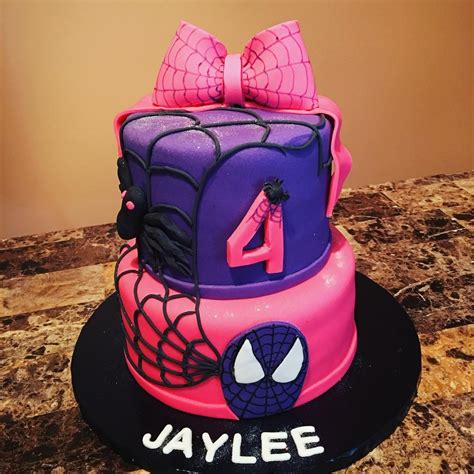 Spidergirl Cake A La Vanille