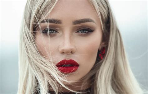 Wallpaper Look Close Up Face Model Portrait Makeup Hairstyle Blonde For Mobile And