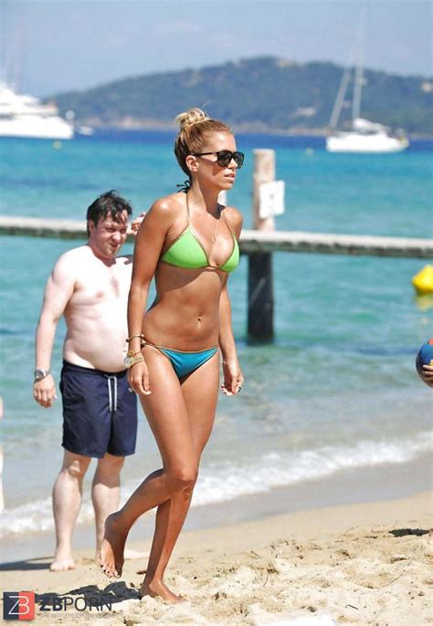 Sylvie Van Der Vaart Steaming Holiday Photos And Other ZB Porn