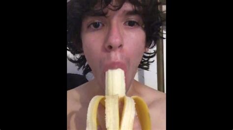 Deepthroating A Banana Pornhub Gay