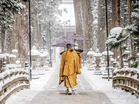 How to Visit the Sacred Sites and Pilgrimage Routes in the Kii Mountain Range in Japan - History ...