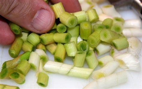 Huevos Revueltos Con Ajos Tiernos Recetas De La Gourmeteria