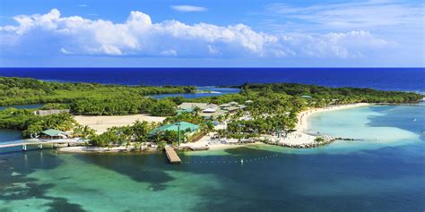 Roatan, Honduras | ShermansTravel