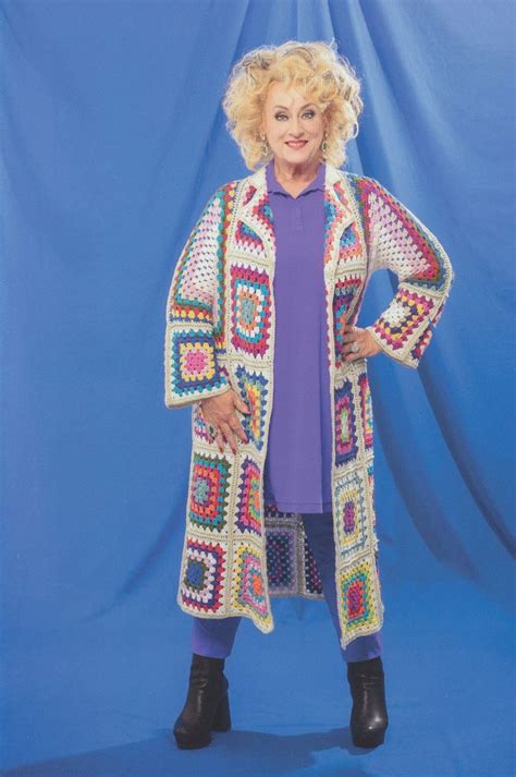 Haakpatroon Lang Damesvest In Granny Squares Ontworpen Door Karin