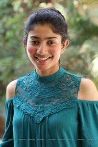 Maari 2 Sai Pallavi Photos