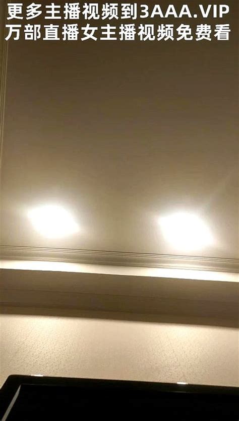 Watch 小小寻花约操骚熟女带回房间操逼进来就脱光开操猛怼骚穴骑乘位 Asian Mature Chinese Porn SpankBang