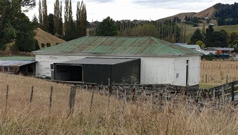 School Says It Was Never Actually Informed About Taihape Farm Transfer Newshub