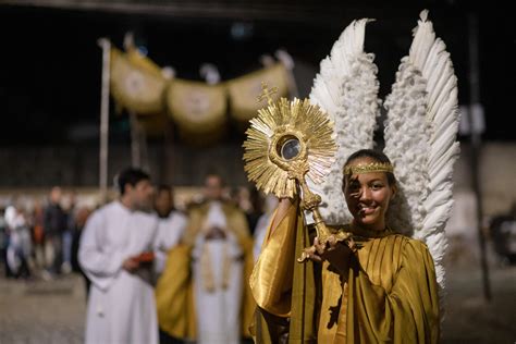 Ouro Preto Triunfo Barroco Faz Hist Ria Mais De Mil Pessoas