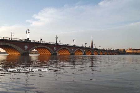 Les Ponts de Bordeaux « Émerveillements et polémiques