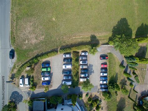 Luftbild Kleiner Parkplatz Pendlerparkplatz Von Oben Autos Parken Neben