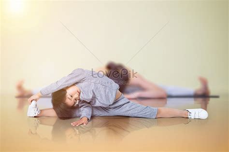 Childrens indoor yoga creative image_picture free download 500953863 ...