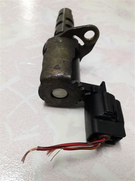 Sensor VVti 1NZ-Fe ตัวนอกปรับได้ เปิดรอบที่ 2500 รอบ ราคา 1000 บาทครับ ...