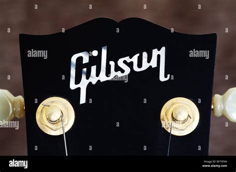 Gibson Logos Fotos Und Bildmaterial In Hoher Auflösung Alamy