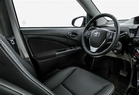 El Redise O Del Toyota Etios Ahora En Toda La Gama Parabrisas