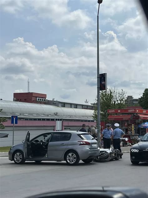 Sudar Automobila I Motocikla U Banjaluci