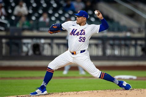 Sean Manaea Begins Mets Tenure With Five Plus No Hit Innings But Not