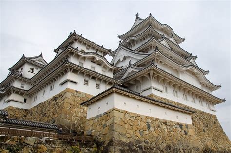 【姫路城】別名「白鷺城」。国宝五城のひとつでもある城 世界遺産トラベル