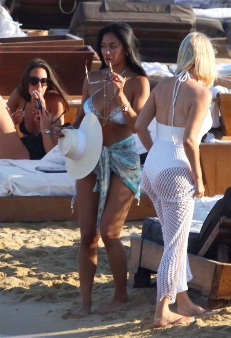 Nicole Scherzinger In Bikini And Thom Evans Out In Mykonos 07 03 2021