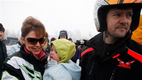 Todd Palin injured in snowmobile accident | CTV News