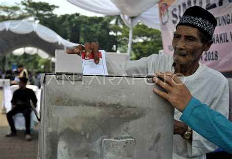 SIMULASI PEMUNGUTAN SUARA PILKADA ANTARA Foto