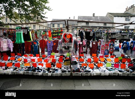 Market stalls at Skipton Market , Yorkshire , UK Stock Photo - Alamy