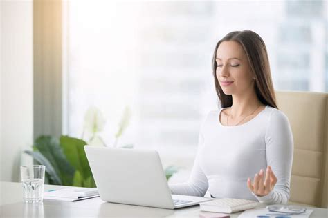 Office Yoga Der kleine Muntermacher für zwischendurch