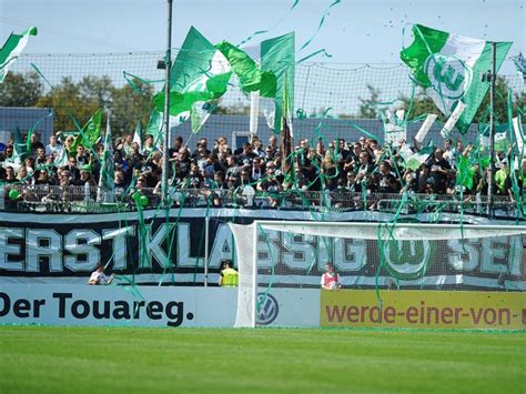 Bilder Sv Elversberg Vfl Wolfsburg Runde Dfb Pokal