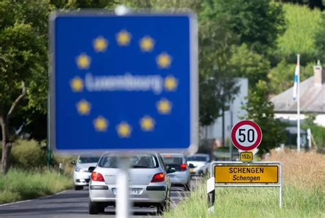 Ministrul de Interne a Austriei se opune aderării României la Schengen