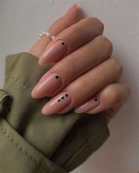 25 Gorgeous Nude Nail Design Ideas 2024