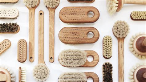 Dry Brushing: Benefits And How To Do It — Guardian Life — The Guardian ...