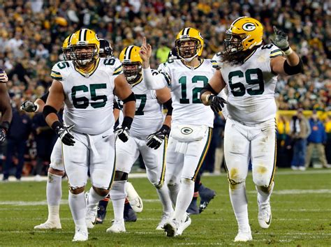 Green Bay Packers Color Rush Uniform — UNISWAG