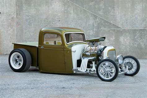 Blown 1937 Chevy Pickup Nails The Show Rod Look Hot Rod Network