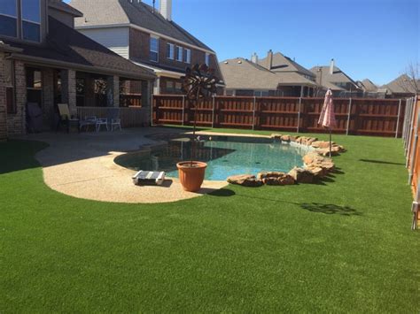 Get The Best Dallas Synthetic Turf Installation For Curb Appeal