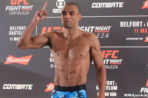 edson-barboza-ufc-fight-night-106-official-weigh-ins | MMA Junkie