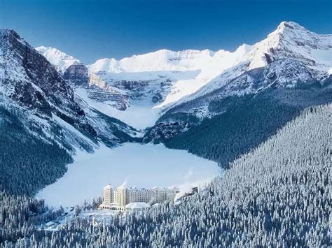 Winter Escapades | Canadian Rockies Winter Rail Trips