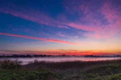 Pink Sky Morning Just Before Sunrise John Flickr