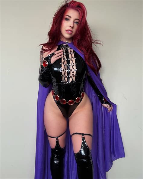 QueenSylvieMarie (@queensylveemaree) • Instagram photos and videos