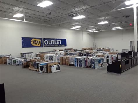 Best Buy Inside View