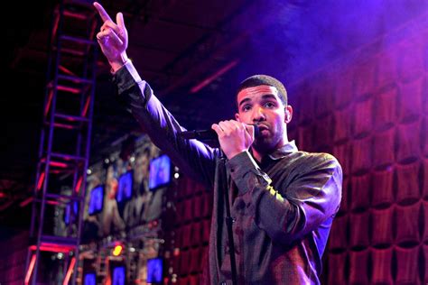 The Source Drake Performs Hold On Were Going Home With Majid