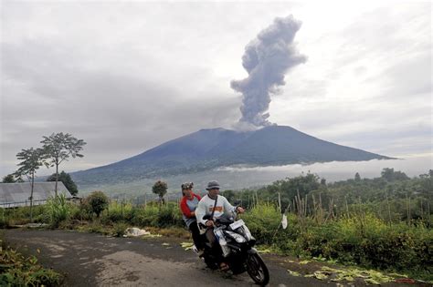 11 Bodies Recovered After Volcanic Eruption in Indonesia, and 12 ...