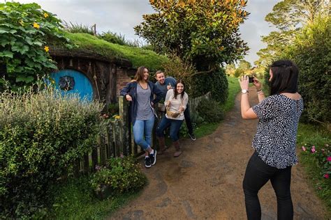 Hobbiton Movie Set day tour From Auckland Auckland NOVA ZELÂNDIA