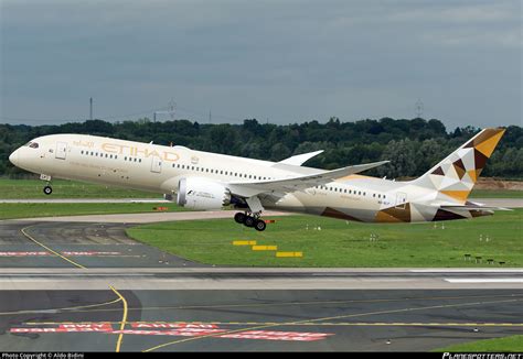 A6 BLP Etihad Airways Boeing 787 9 Dreamliner Photo By Aldo Bidini ID