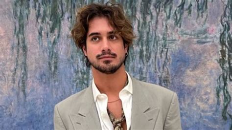 'Victorious' Actor Avan Jogia Quietly Updates Pronouns on Social Media