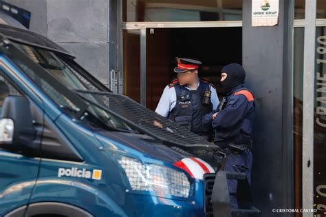 Fotogaleria Operatiu Policial Contra El Tr Fic De Drogues Al Barri D